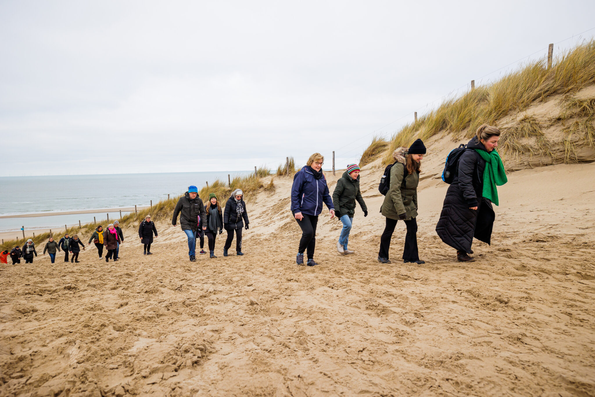 Egmond Wandel Marathon beleeft sfeervolle en frisse 18e editie De Castricummer