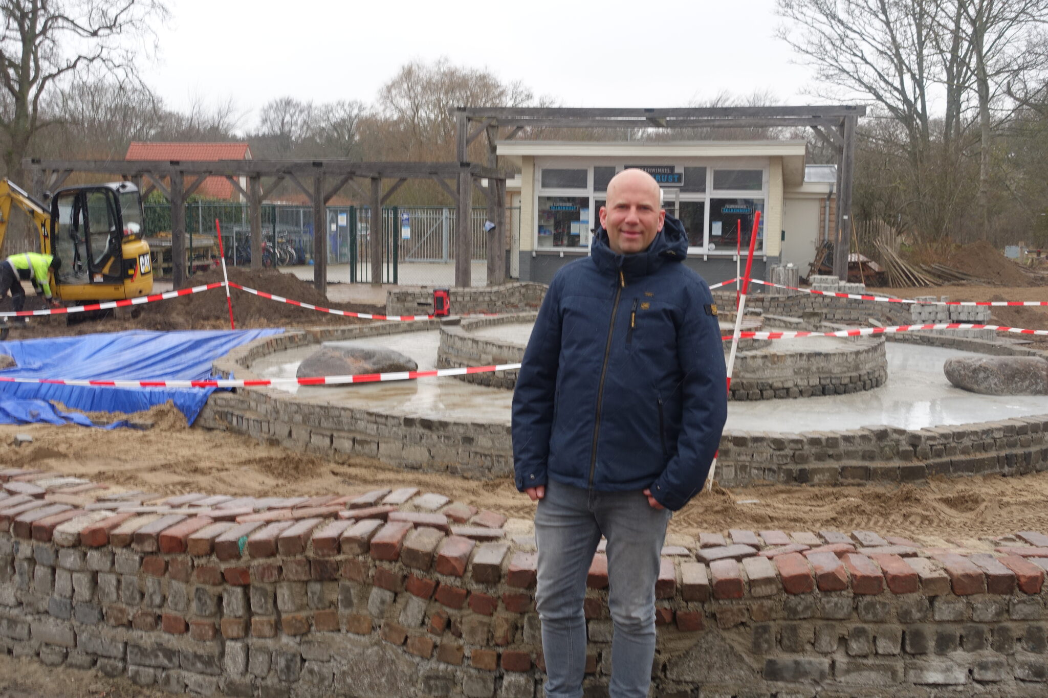 donderdag laden Verschrikkelijk Metamorfose winkel- en horecaplein Camping Bakkum - De Castricummer