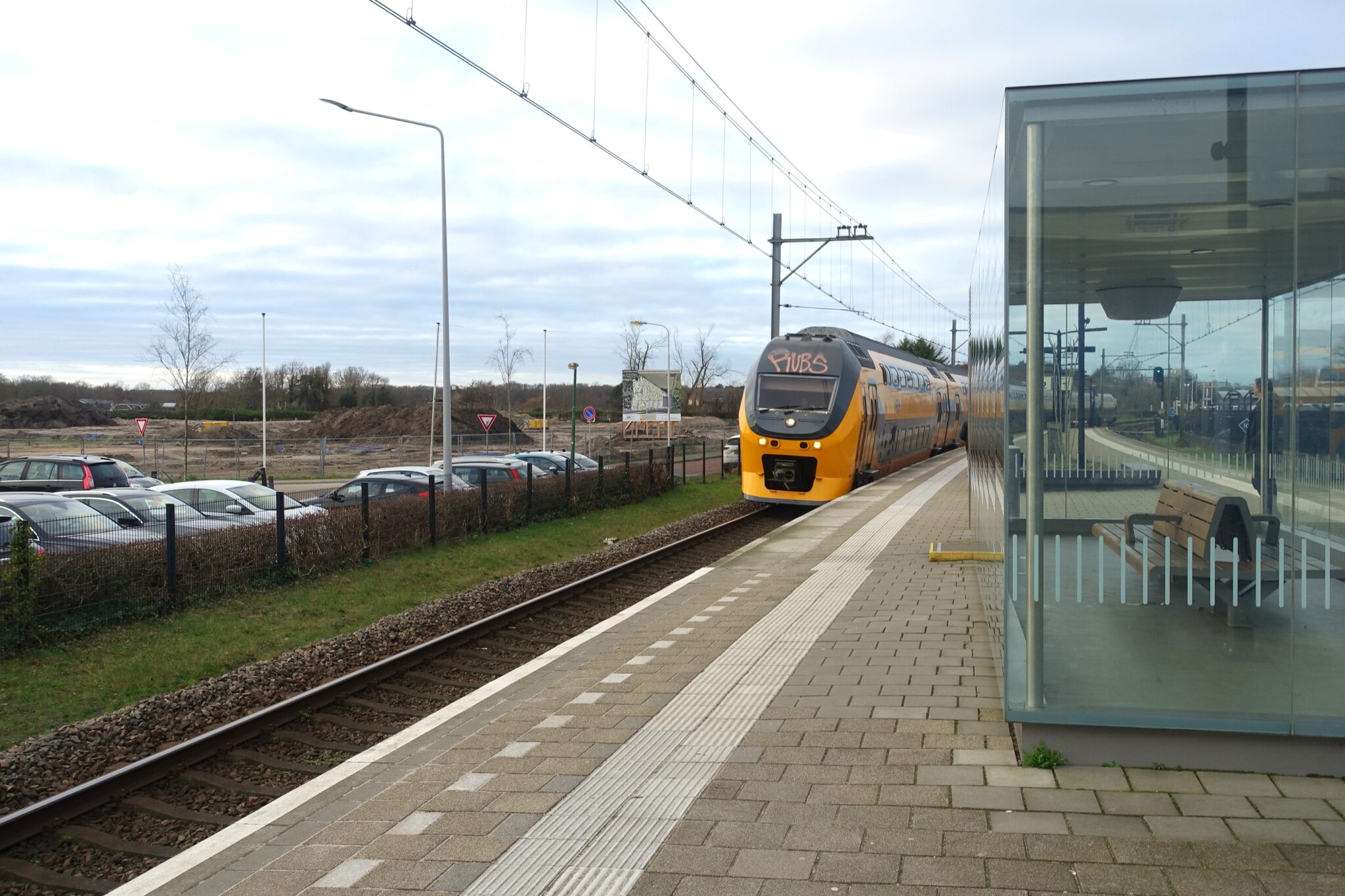 'Explosie' in trein tussen Alkmaar en Uitgeest: twee gewonden, honderden reizigers gestrand