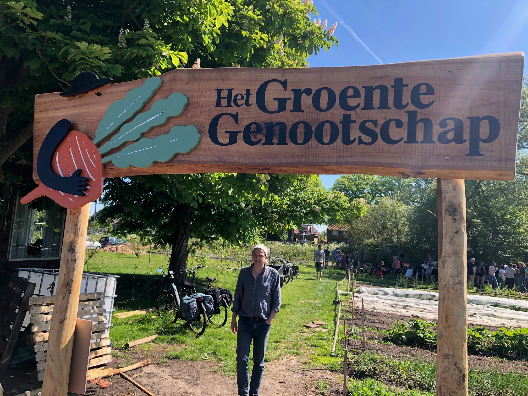 Leerlingen SKILLS vmbo maken bord voor Groente Genootschap