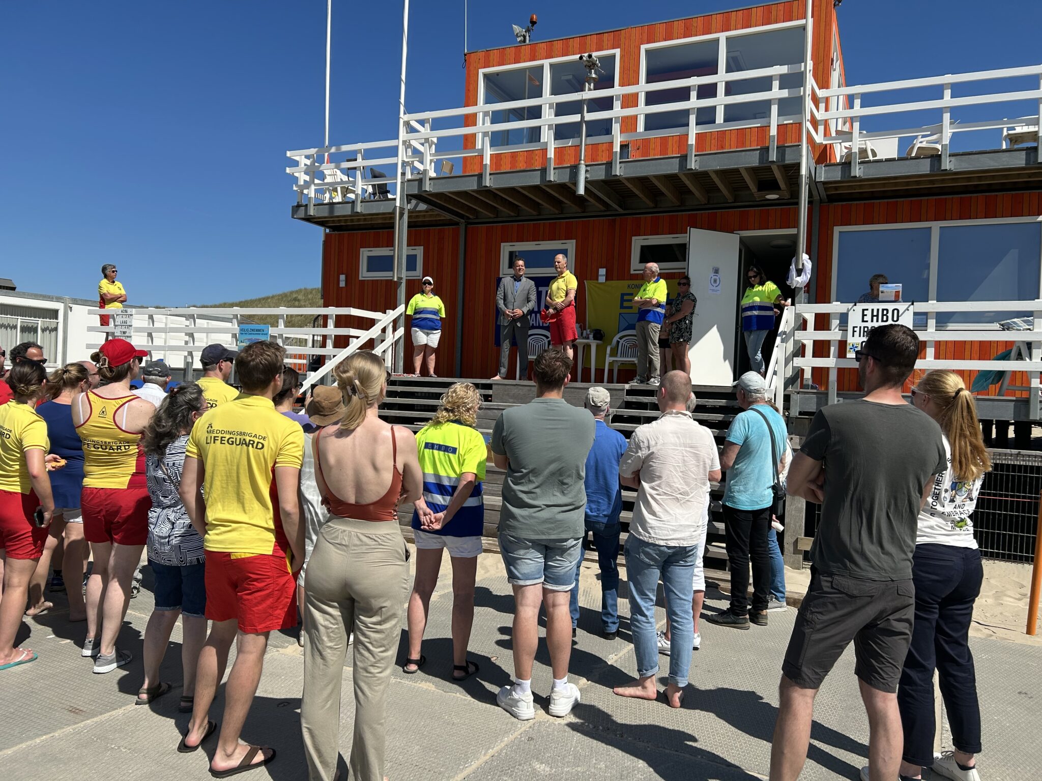 Strandseizoen weer geopend